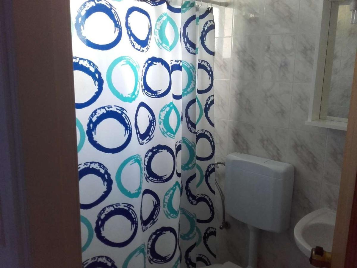 Nikos Apartments Лефкос-Карпату Экстерьер фото